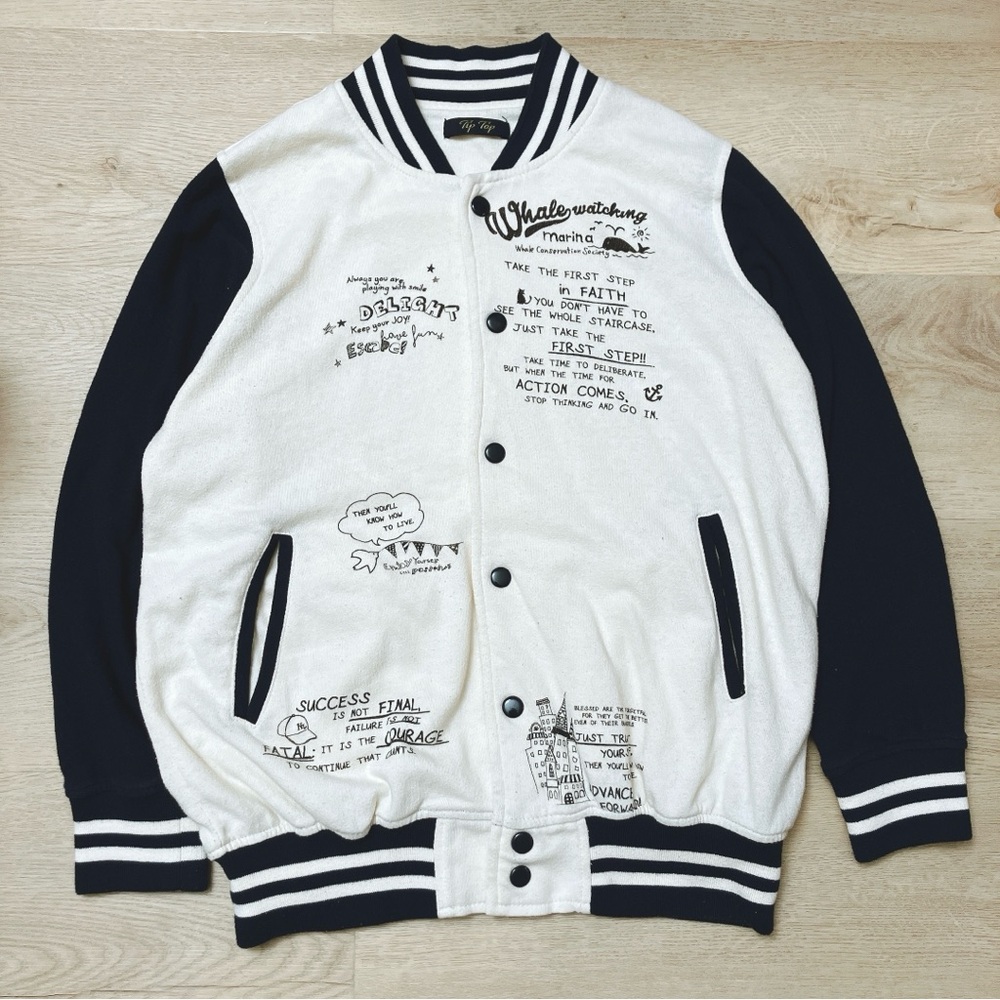Graphic Jacket Varsity-Style